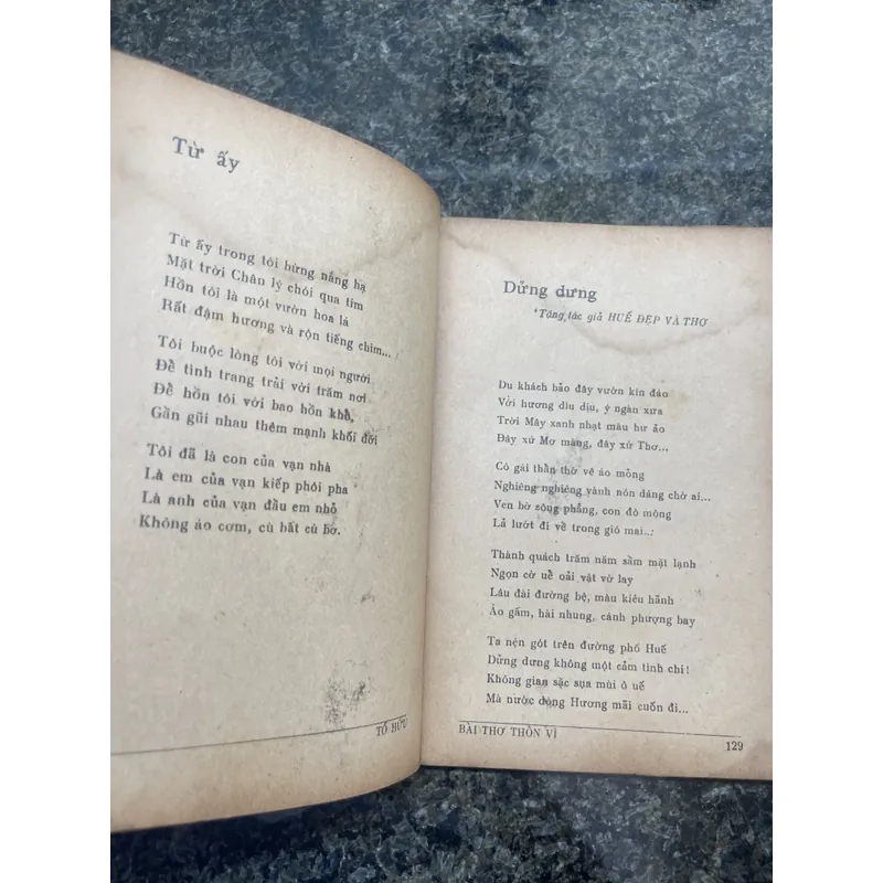 Bài thơ thôn Vĩ xb 1987 713349