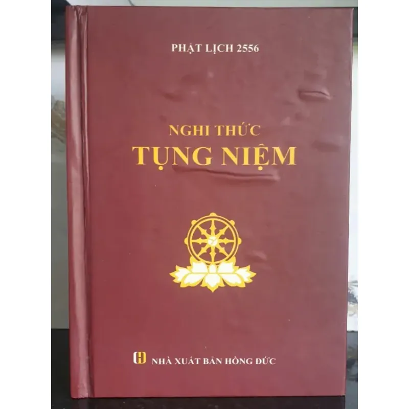Nghi Thức Tụng Niệm- Nhà Xuất Bản Hồng Đức 2012 697546