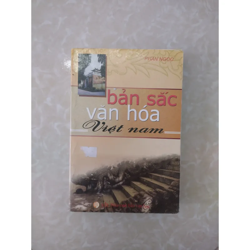 Sách: Bản sắc văn hoá Việt Nam - Tác giả: Phan Ngọc 707852