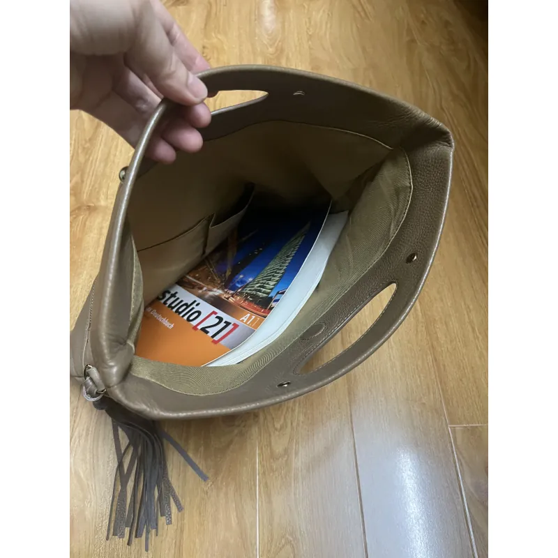 Túi nữ 30*35*5 quai xách ngang da thật 2hand 973844