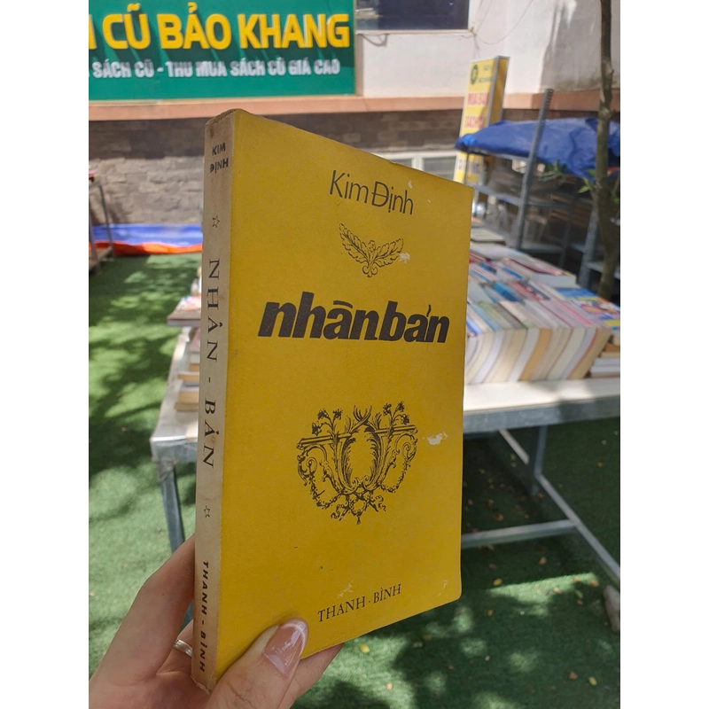 NHÂN BẢN - KIM ĐỊNH 474199