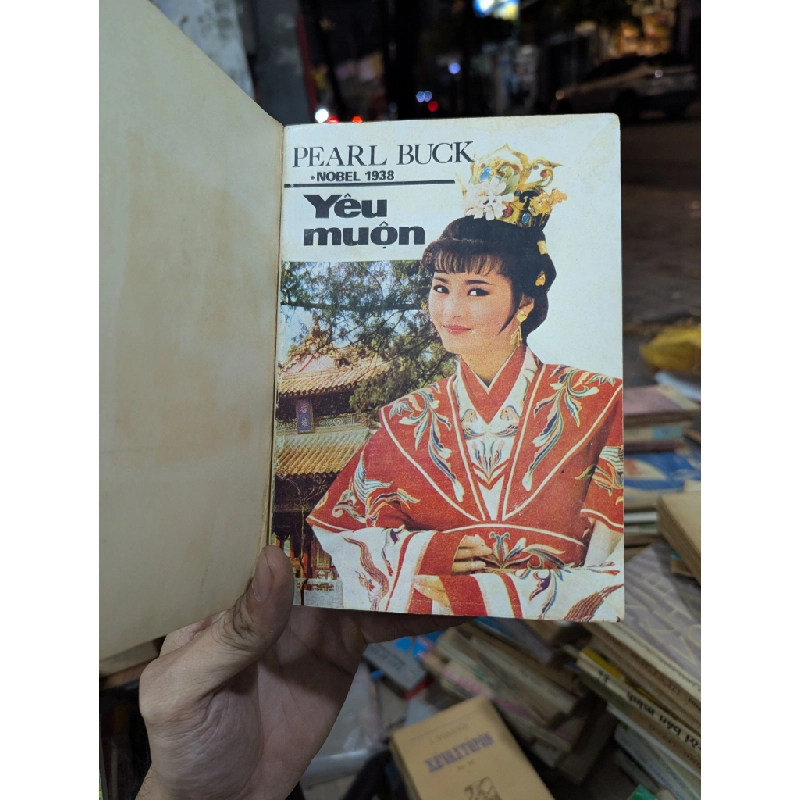 Yêu muôn - Pearl S. Puck 184008
