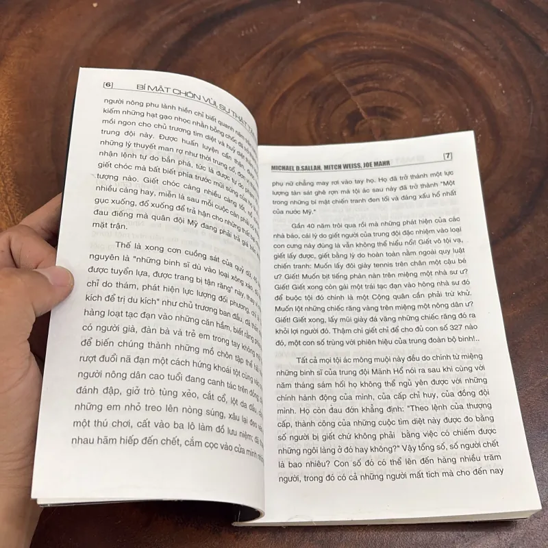 I Lịch Sử: Bí Mật Chôn Vùi Sự Thật Tàn Bạo - Trịnh Lữ (Dịch) - Chu Lai (Giới Thiệu) - 2003 1010424