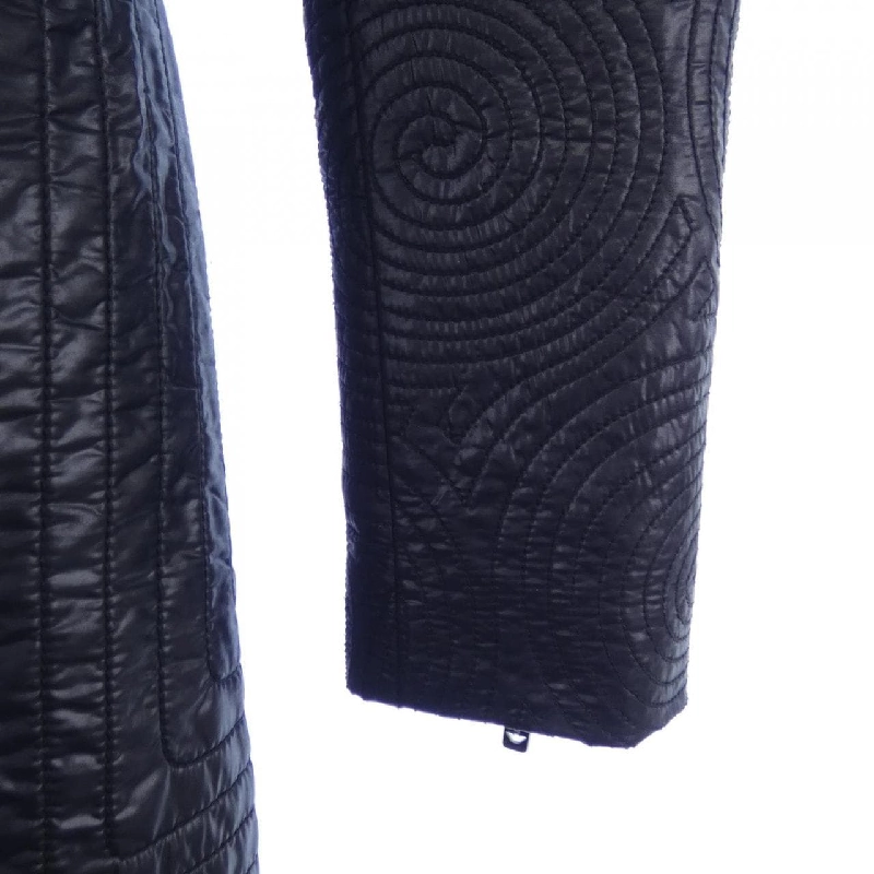 Áo khoác EMPORIO ARMANI - Hàng hiệu Authentic 822198