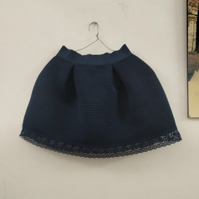 Chân váy bé 8-9 tuổi 800602