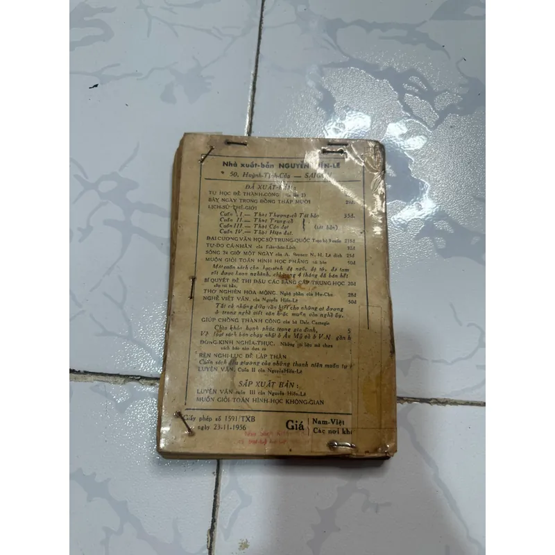 Sách luyện văn 719865