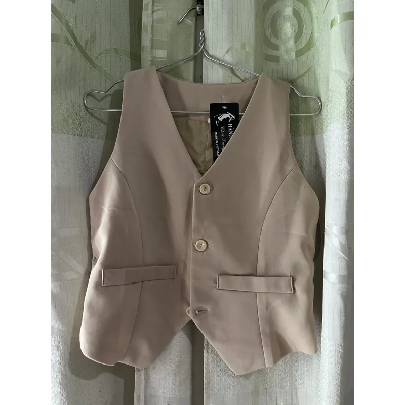 Áo gile nữ màu be còn tag 589908