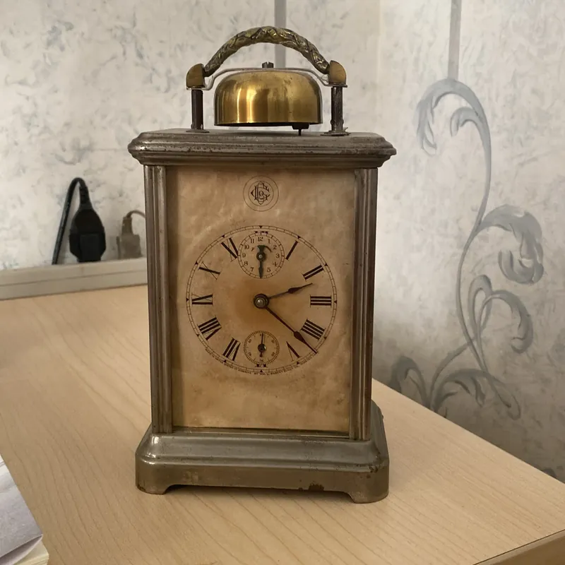 Đồng hồ cổ đầu giường Made in Usa 696146