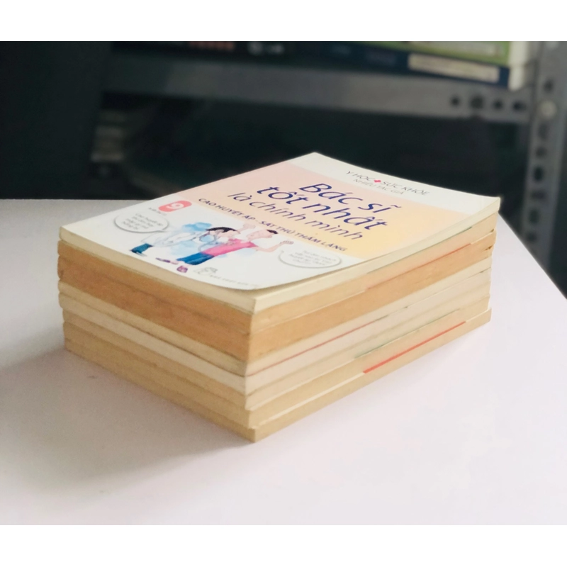 BỘ 8 CUỐN BÁC SĨ TỐT NHẤT LÀ CHÍNH MÌNH ( thiếu tập 5) 532190