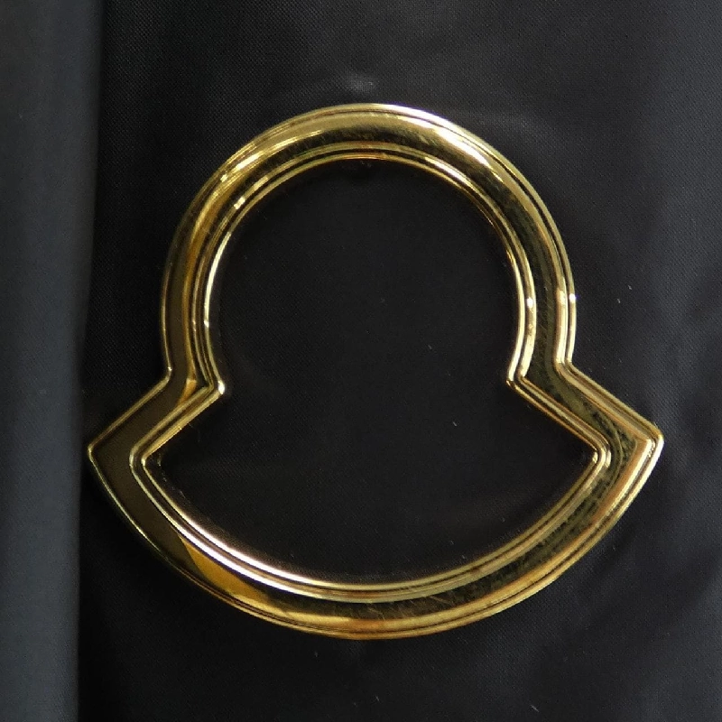 Áo khoác lông vũ MONCLER 638422