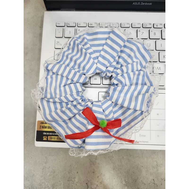 Cột tóc xanh nơ 726692