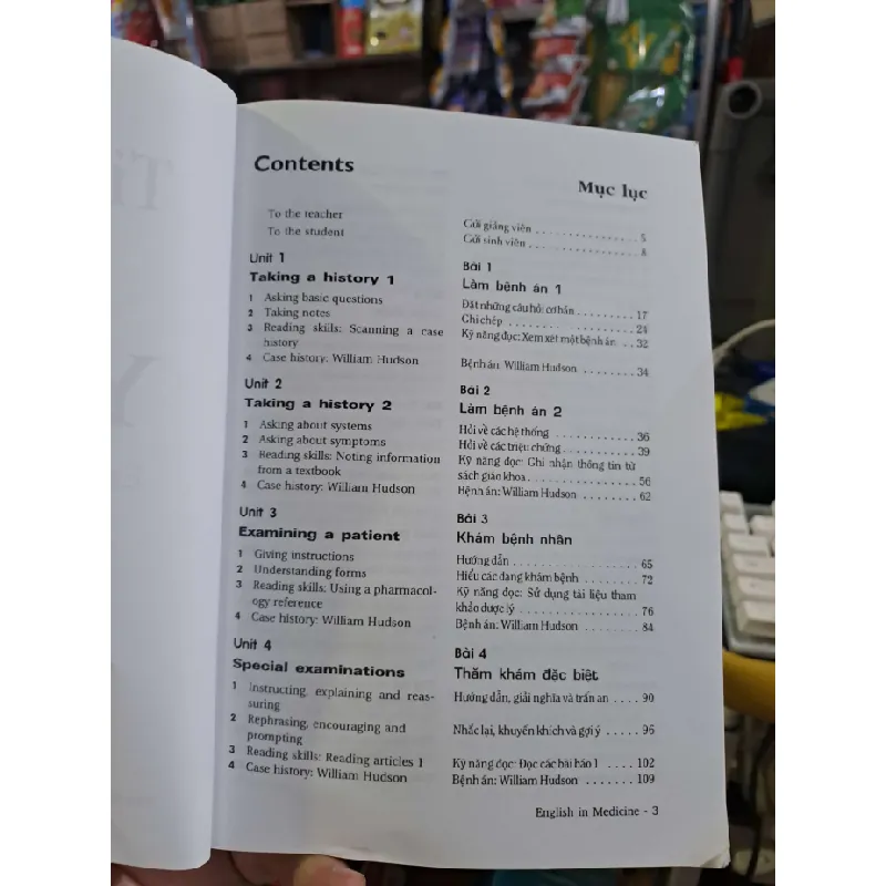 Tiếng Anh trong Y khoa - Holmstrom - 2017 Không CD mới 90% - ENGLISH BOOKS - HCM0111 629867