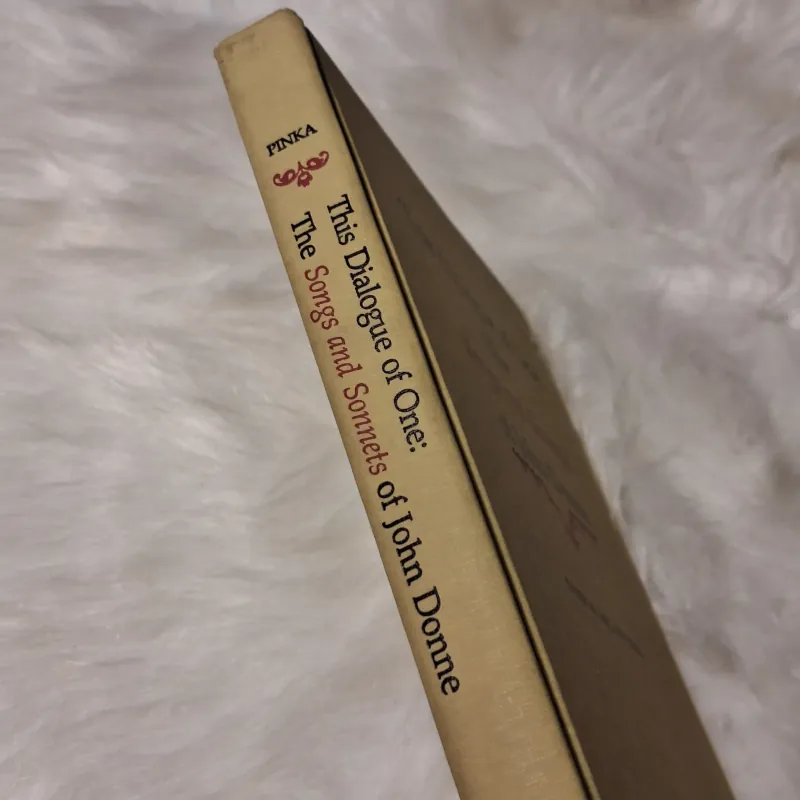 This dialogue of one : the Songs and sonnets of John Donne 783232