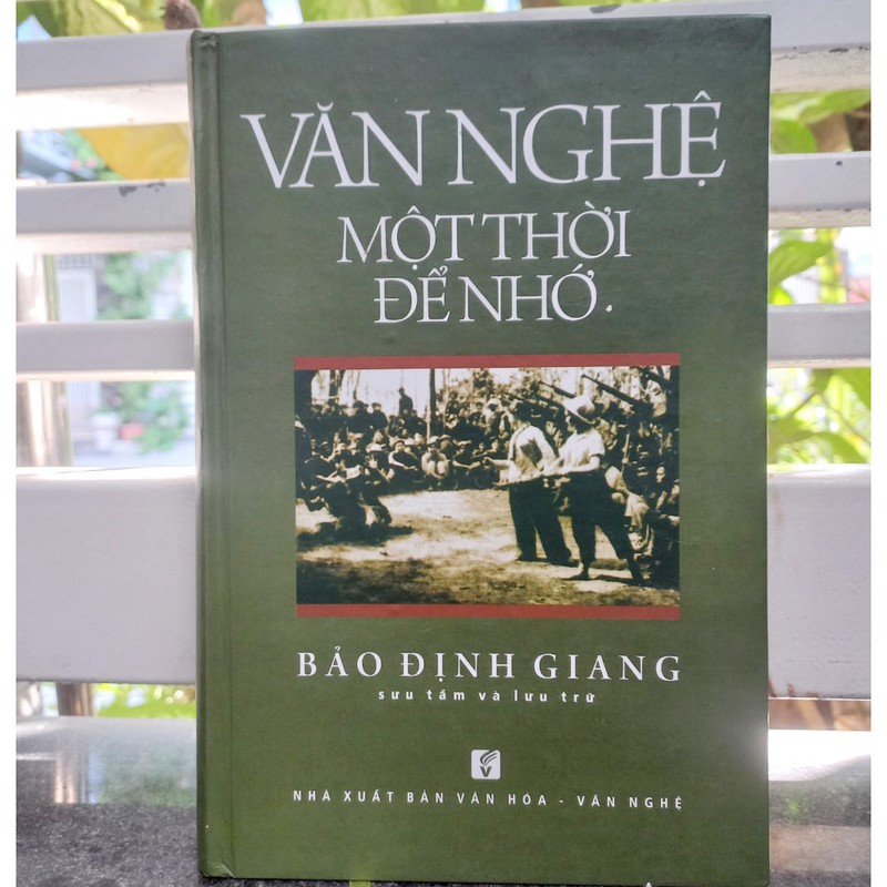 VĂN NGHỆ - MỘT THỜI ĐỂ NHỚ (BẢO ĐỊNH GIANG) 144178