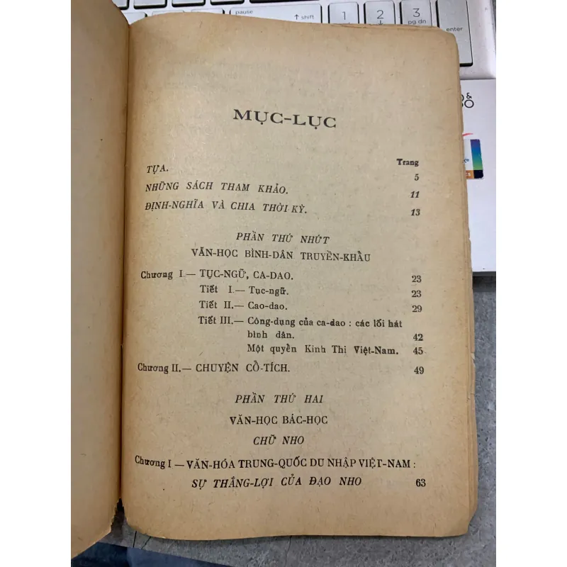 VIỆT NAM VĂN HỌC SỬ TRÍCH YẾU - NGHIÊM TOẢN 931253