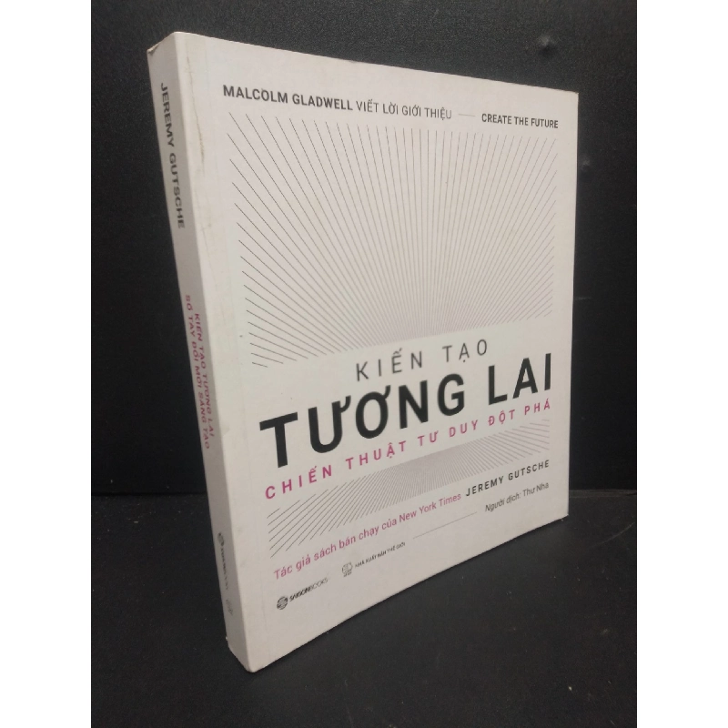 Kiến Tạo Tương Lai Sổ Tay Đổi Mới Sáng Tạo khổ vuông mới 90% bẩn nhẹ 2022 HCM2105 Jeremy Gutsche SÁCH KỸ NĂNG 914467