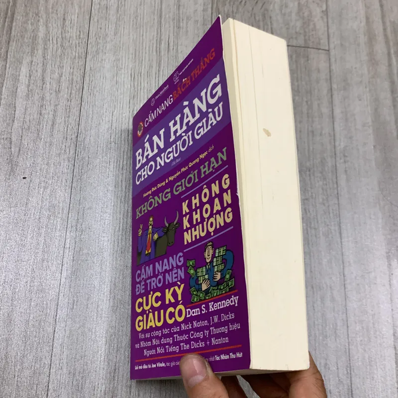 Cẩm nang bách thắng, bán hàng cho người giàu. 3b4 718683