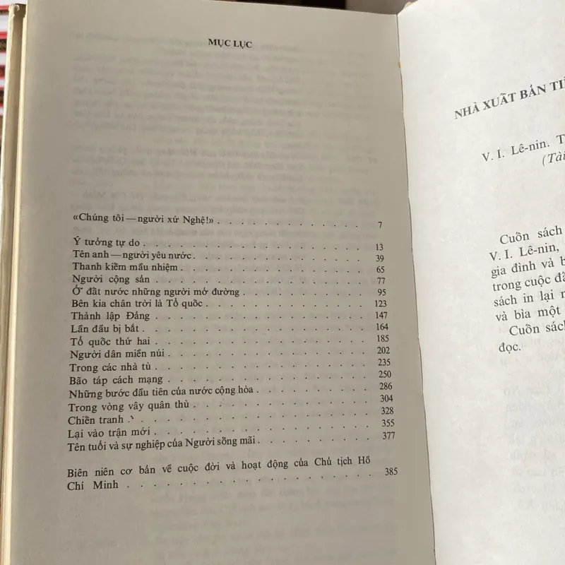 ĐỒNG CHÍ HỒ CHÍ MINH, Ê. CÔ-BÊ-LÉP, sách bìa cứng, in tại Liên Xô 1985 567393