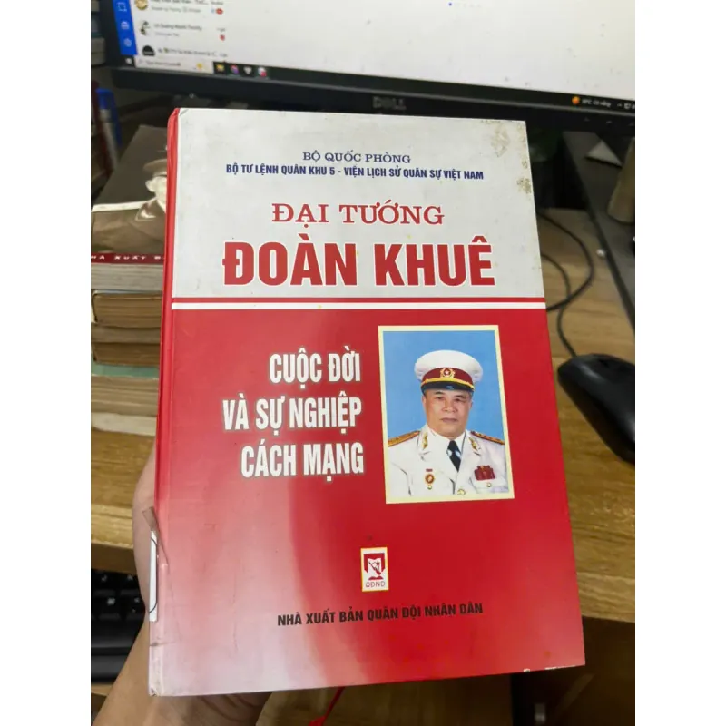 Cuộc đời và sự nghiệp cách mạng [SV1] 713369