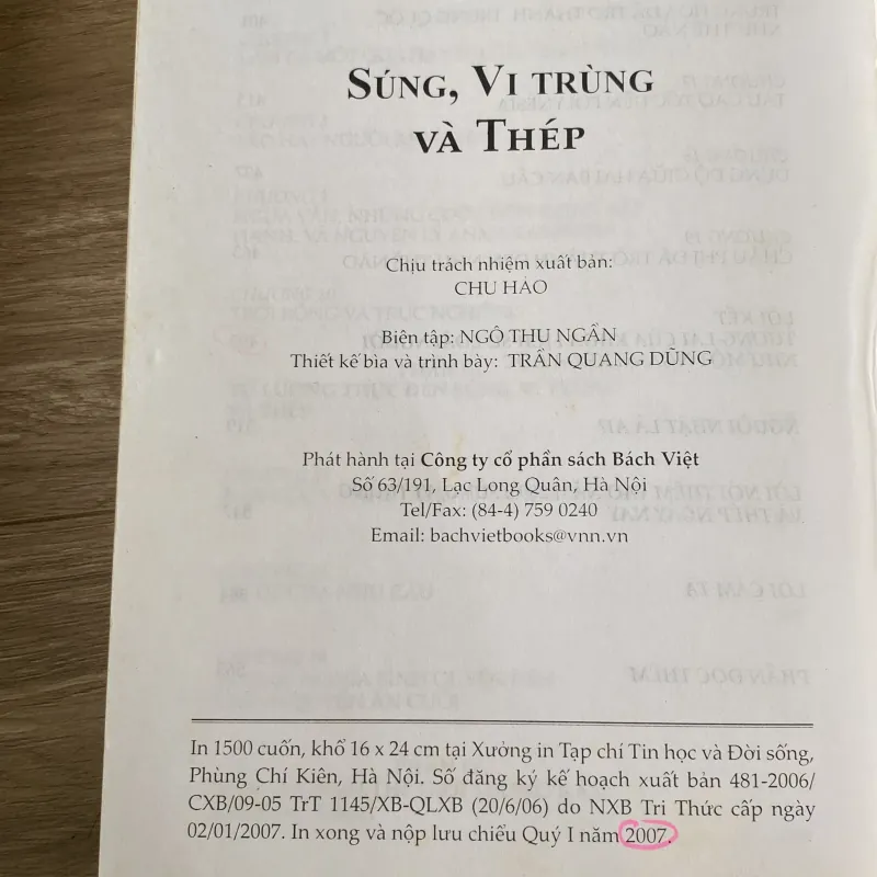 SÚNG, VI TRÙNG VÀ THÉP (XB 2007) 937365