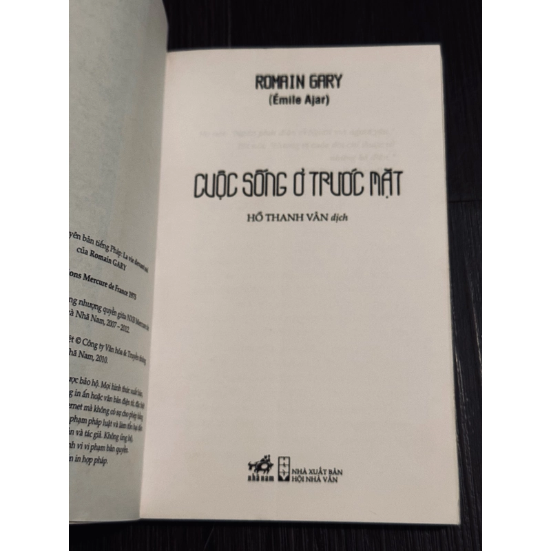 Cuộc sống trước mặt 516503