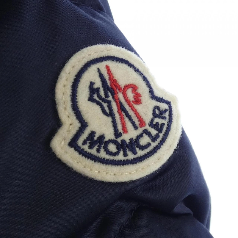 Áo khoác lông vũ MONCLER 642637
