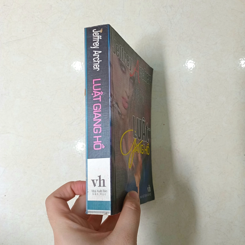 Luật Giang Hồ 📚 521390