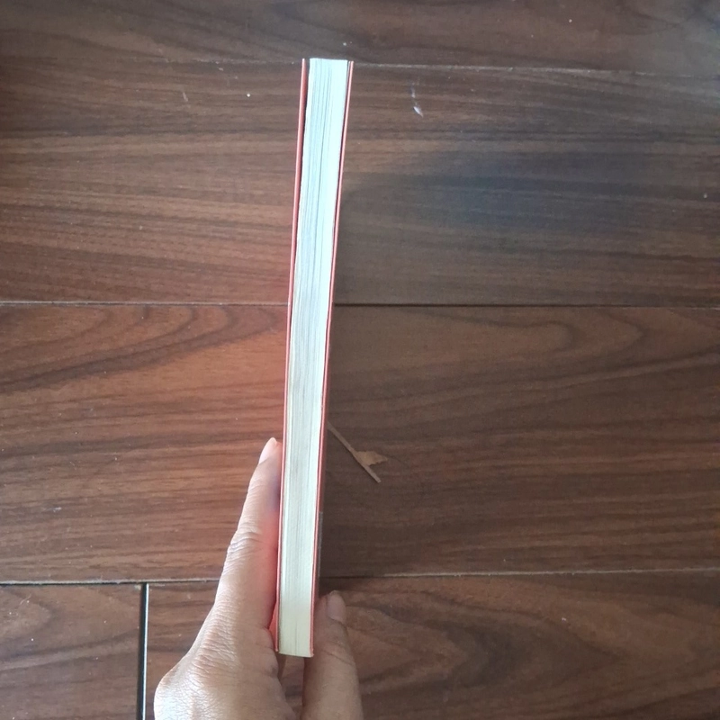 Bàn có năm chỗ ngồi 523782
