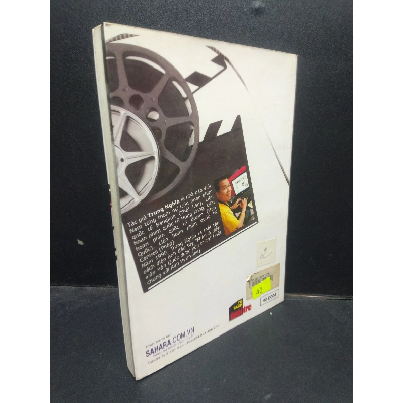 Tình yêu ở quanh ta - Trung Nghĩa 2008 mới 80% ố bẩn nhẹ HCM1504 van học 913941