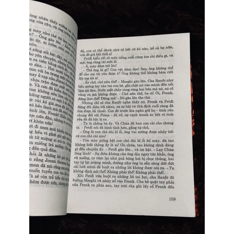 Tiếng chim hót trong bụi mận gai 1004680