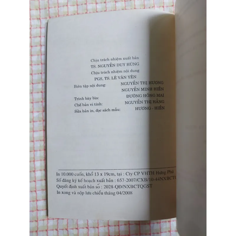 VỀ ĐẠO ĐỨC CÁCH MẠNG - Hồ Chí Minh 961645