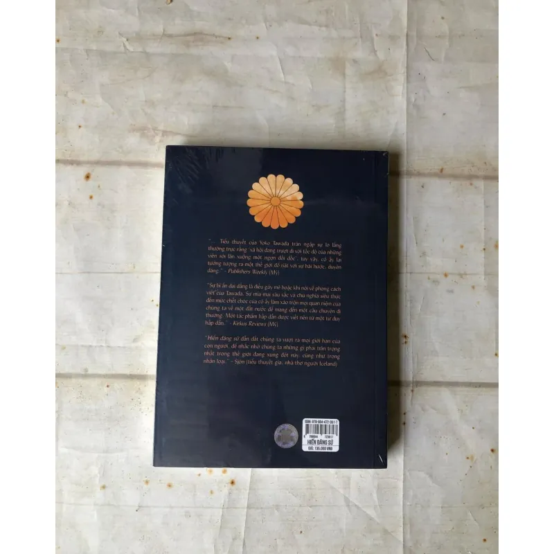 Chàng Chó - Yoko Tawada 745429