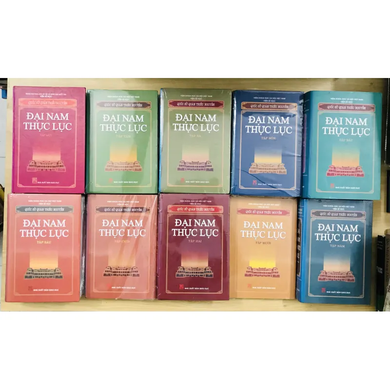 ĐẠI NAM THỰC LỤC - Quốc Sử Quán Triều 674104