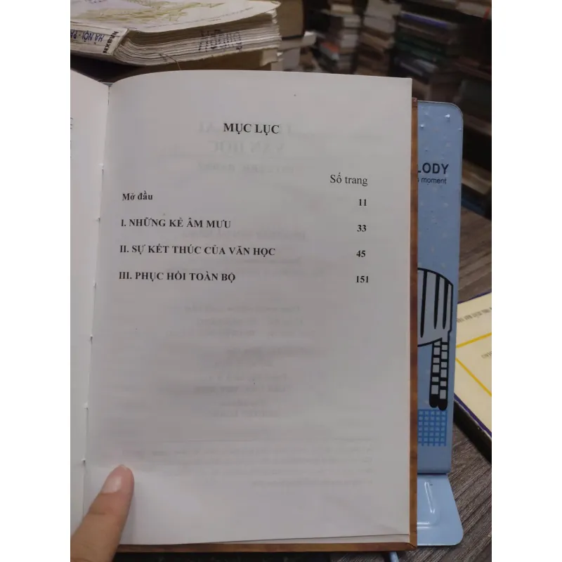 Sách: Tương Lai Văn Học - Tác giả: Frederic Badre (A3) 598402