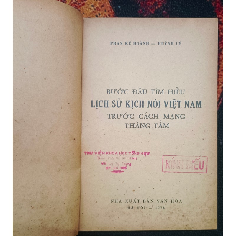 Lịch Sử Kịch Nói Việt Nam - Huỳnh Lý 141601