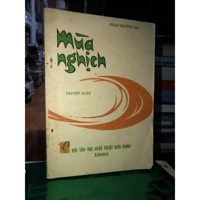 Mùa nghịch - Phạm Thường Gia 784736