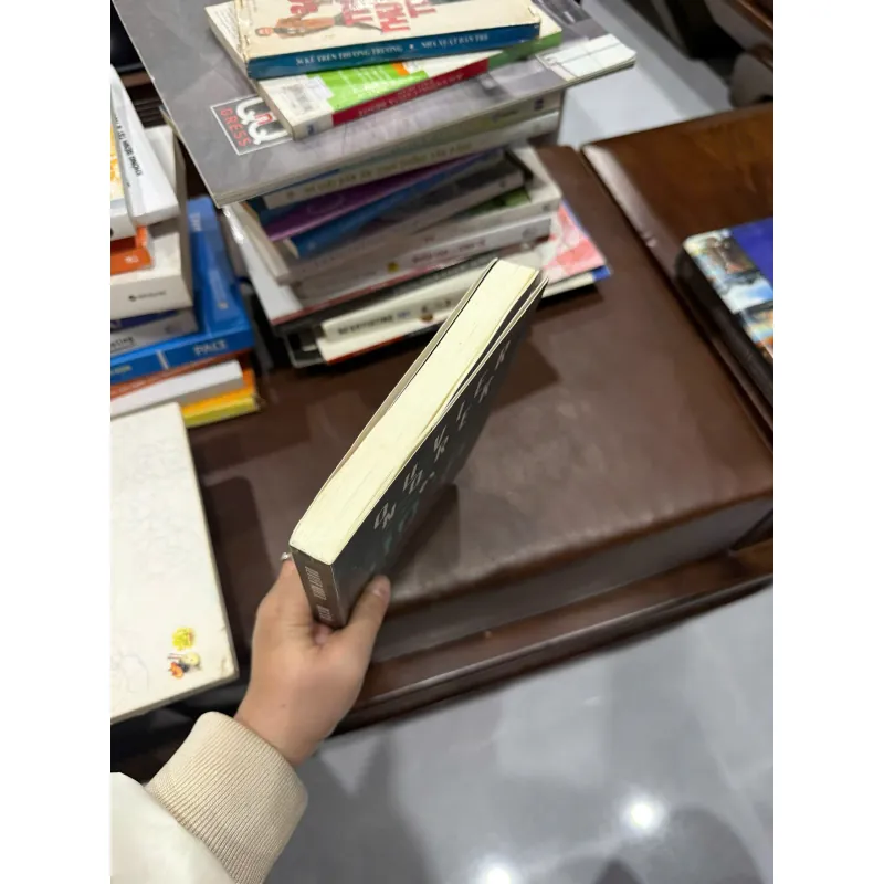 MÃ SỐ 93 – OLIVIER NOREK (TIỂU THUYẾT TRINH THÁM) - K3 1012983