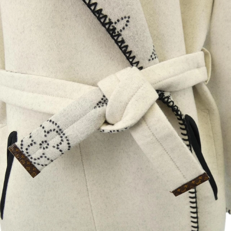 Áo khoác lông vũ hai mặt LOUIS VUITTON FOCO04R90 - Hàng hiệu Authentic 819870