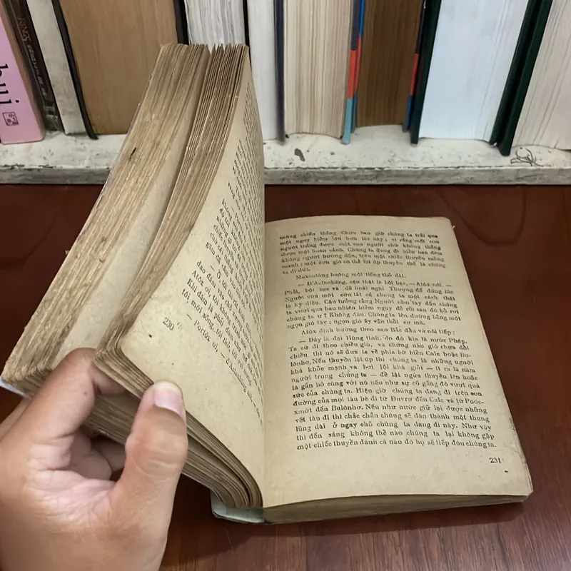 II Sách Xưa: Hai Mươi Năm Sau (Trọn Bộ 3 Cuốn) - ALÊCHXĂNG ĐUYMA - 1987 589109