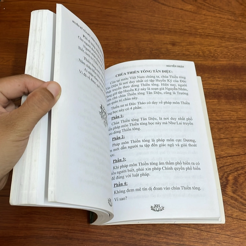 II Tựa sách: Huyền Ký Của Đức Phật Truyền Theo Dòng Thiền Tông - Nguyễn Nhân - 2017 505728