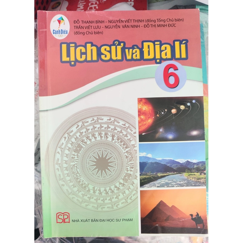 Bộ 12 quyển sách giáo khoa NXB Cánh Diều Lớp 6 224672