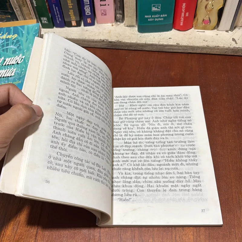 II Tập Truyện Và Ký: Chốn Sương Mù - Chu Bá Nam - 2003 785608