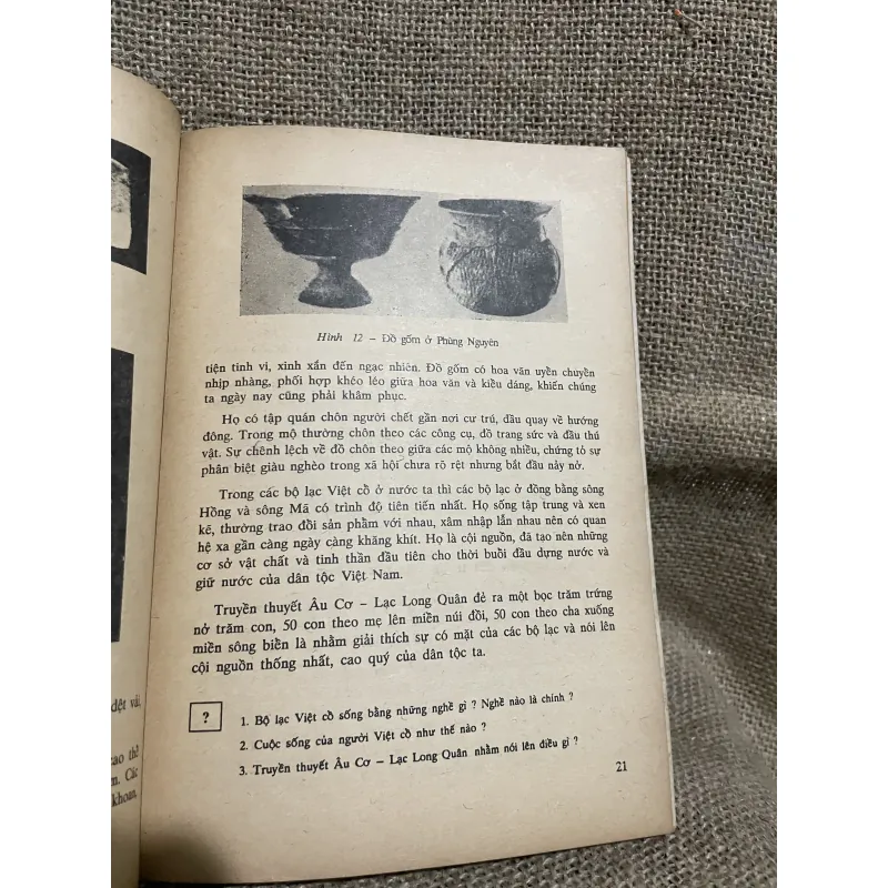 Sách giáo khoa xưa - lịch sử 6 748136