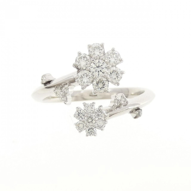 Nhẫn kim cương hoa K18WG 0.46CT 670115