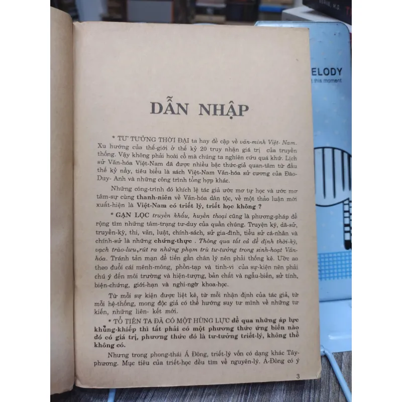 Sách: Lịch sử văn hoá Việt Nam sinh hoạt trí thức (A1) - Tác giả: Đàm Văn Chí 657050