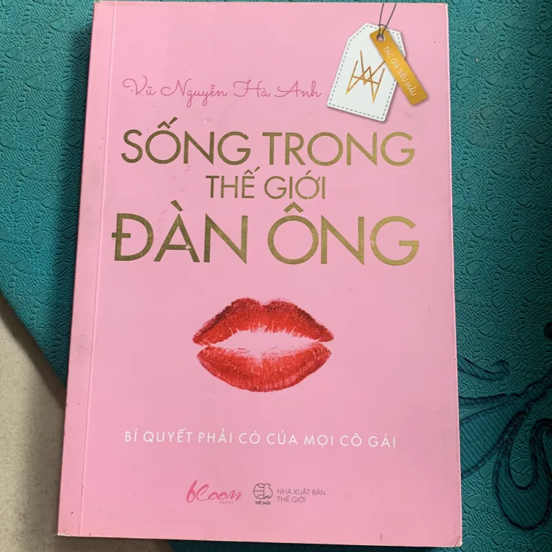 Sống trong thế giới đàn ông 1002260