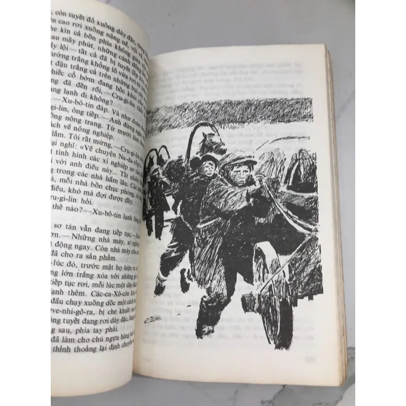 Tiếng Gọi Vĩnh Cửu (Bộ 2 tập) - A-na-tô-li I-va-nốp - Tiểu thuyết sử thi / Văn học Liên Xô 1053057