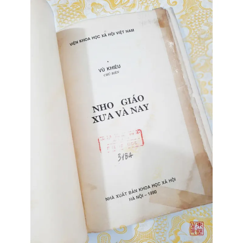 NHO GIÁO XƯA VÀ NAY 706623