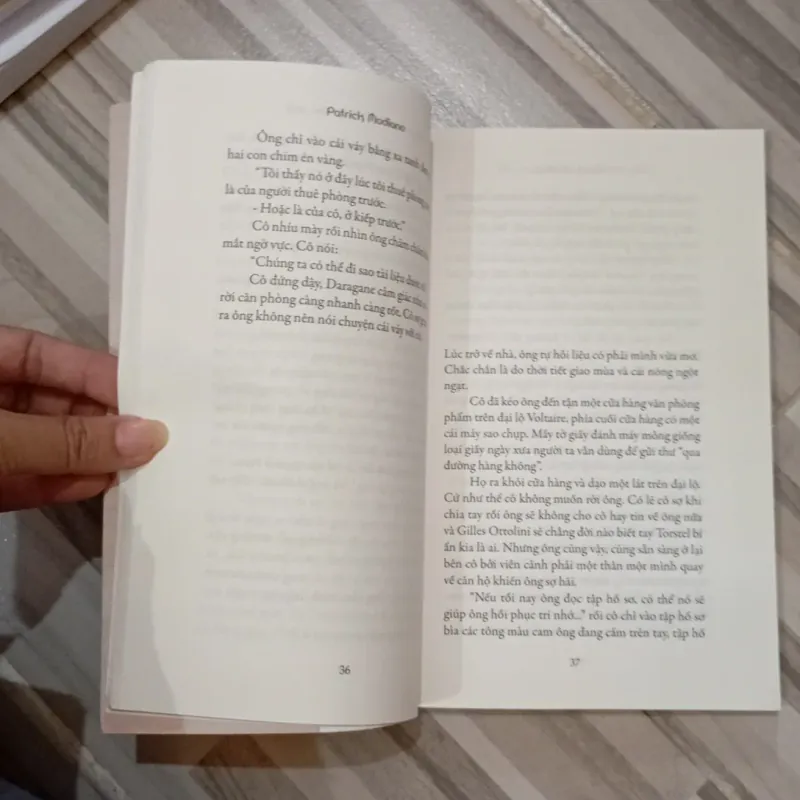 Để em khỏi lạc trong khu phố 971237