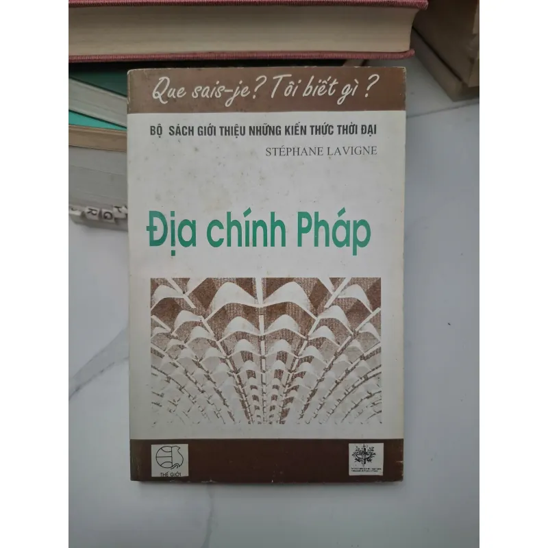 Địa chính Pháp - Stéphane Lavigne - Sách kiến thức/Chuyên khảo 696206